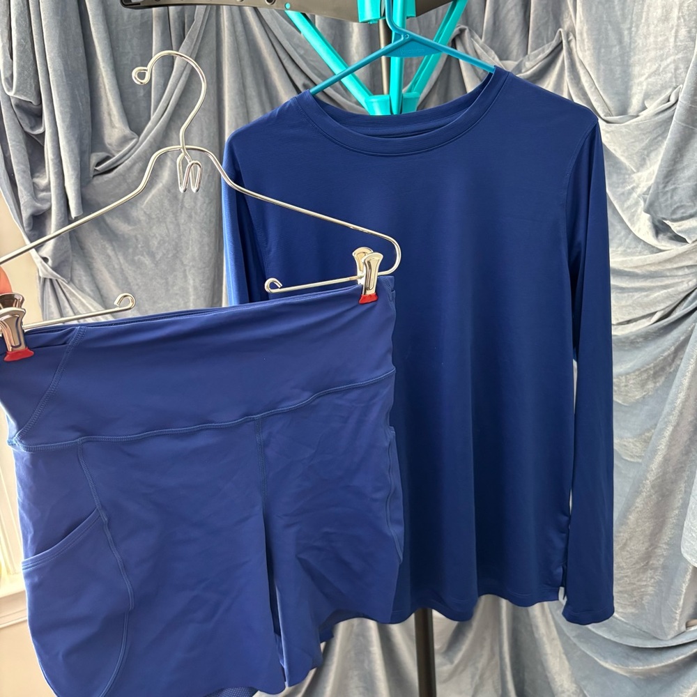 Lululemon ultralight hip length long sleeve size 14 - Picture 6 of 6